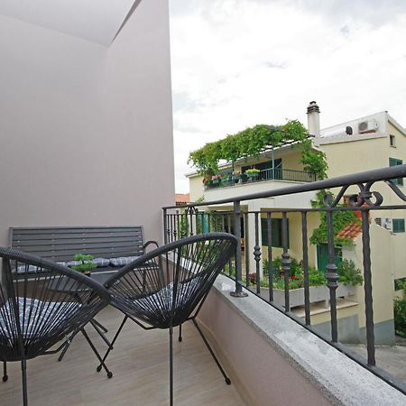 Apartments Luny Makarska Ruang foto